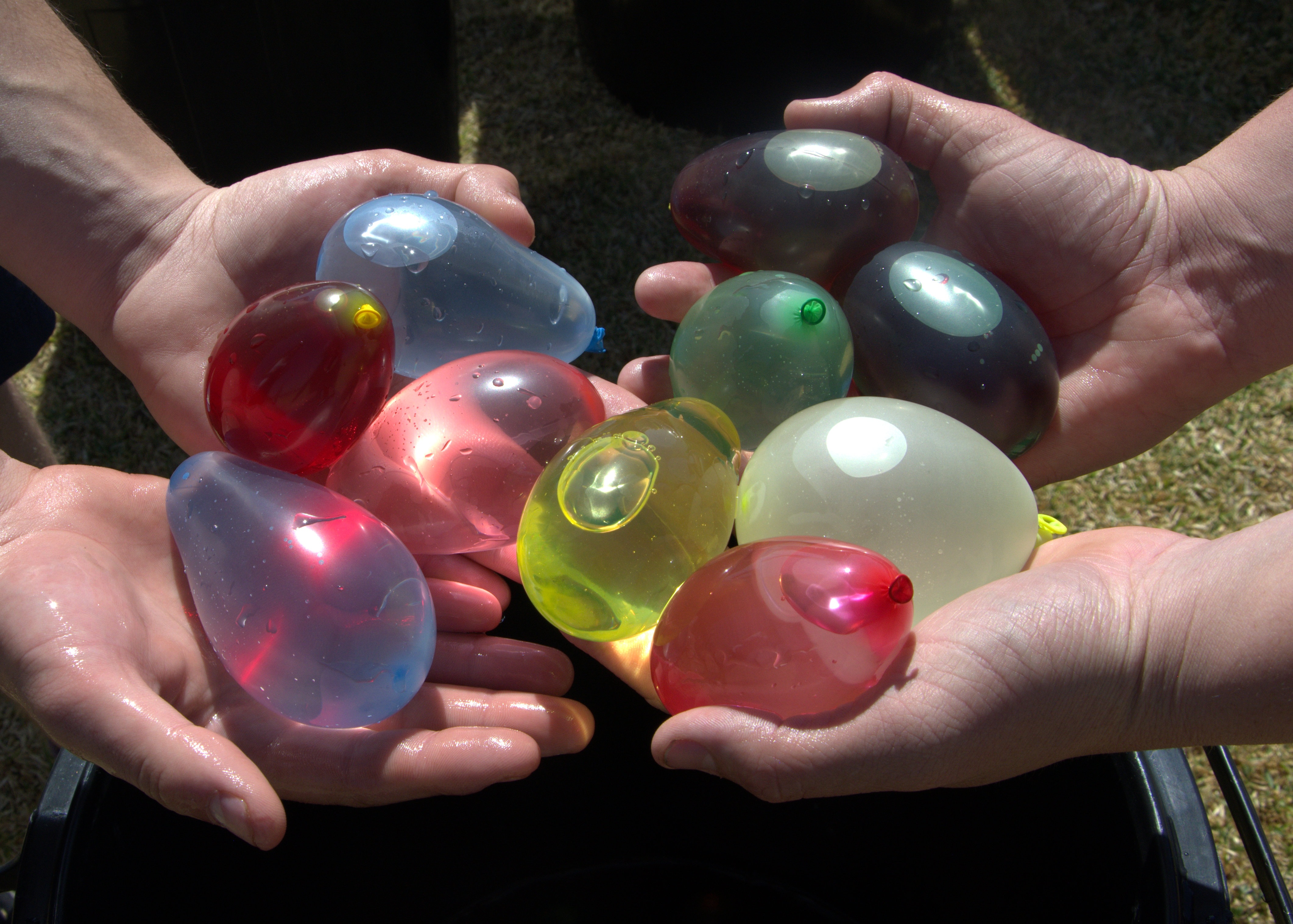comparing_water_balloons_colourful